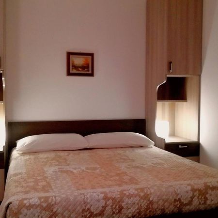 Eremo Del Dotto Aparthotel Alberobello Kamer foto