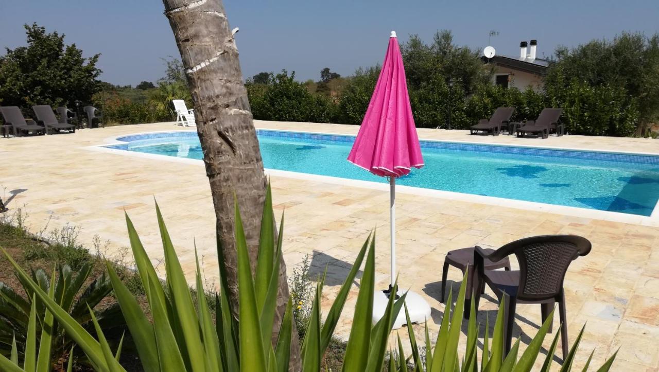 Eremo Del Dotto Aparthotel Alberobello Buitenkant foto